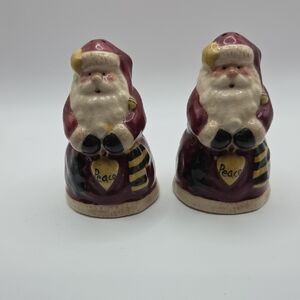 Salt and Pepper Shakers Santa  By Vigor. Vintage